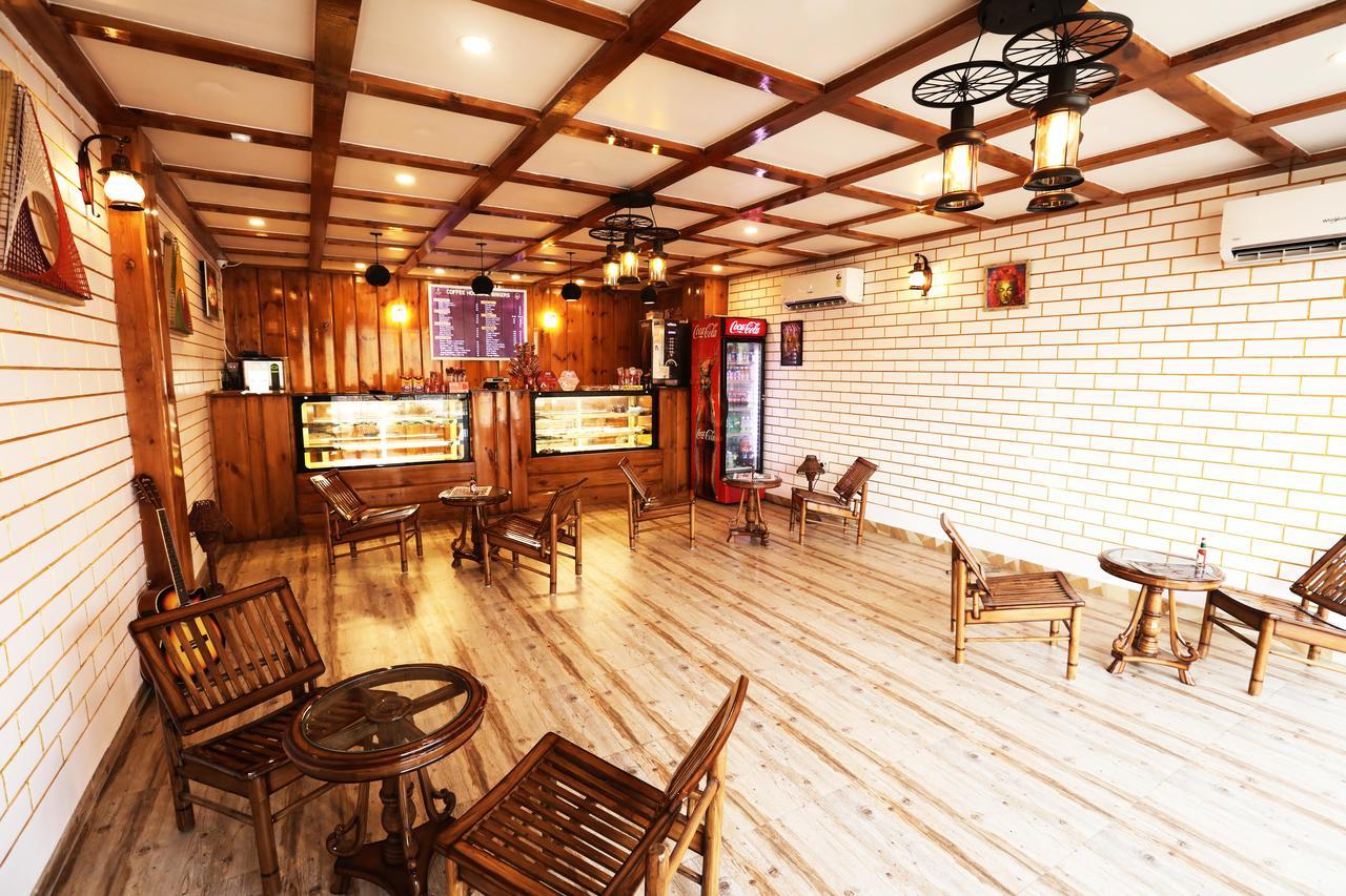 The Grand Orion Hotel Chinhat Exterior photo